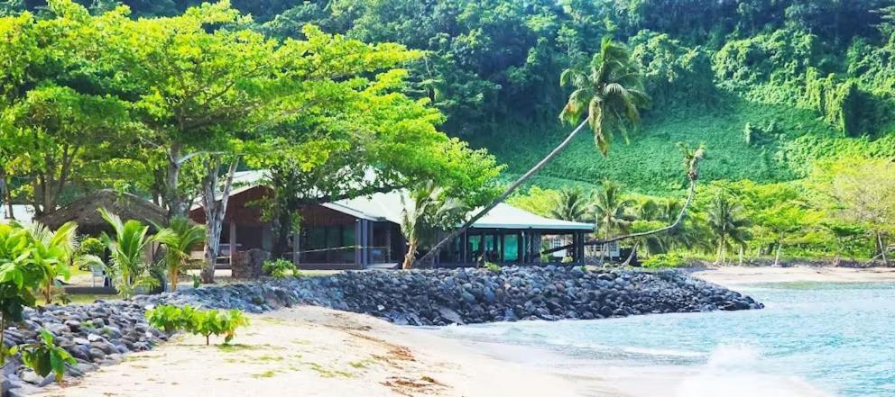 Survivor Samoa Beach Resort Falelatai Buitenkant foto